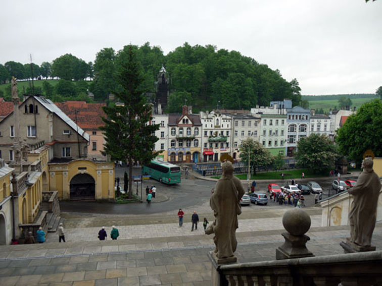 pohled na centrum obce z ochozu kostela